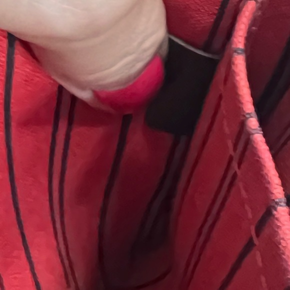 Louis Vuitton wristlet - Picture 12 of 15